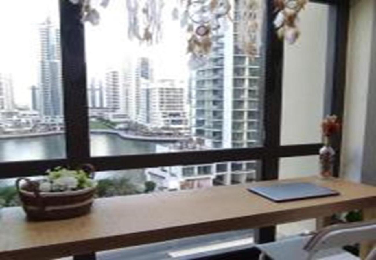 Sansa's Beach Hostel Dubai Exterior foto